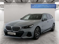 Grau Gebraucht 2024 BMW 520 Comfort Edition Kombi | 52.900 € (Fairer Preis)