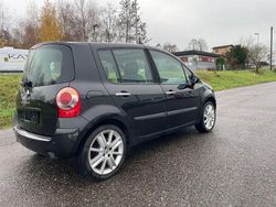 Schwarz Gebraucht 2005 Renault Modus Authentique Van / Kleinbus | 2.890 € (Etwas zu teuer)