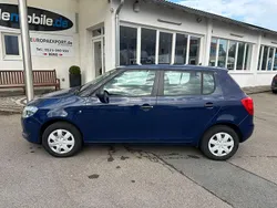 Blau Gebraucht 2013 Skoda Fabia Kleinwagen | 2.200 € (Superpreis)