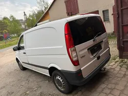 Weiß Gebraucht 2011 Mercedes Vito Van / Kleinbus | 3.500 €