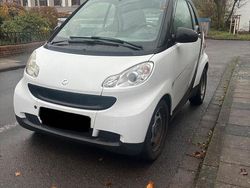 Weiß Gebraucht 2009 Smart ForTwo Coupé Kleinwagen | 2.699 € (Fairer Preis)