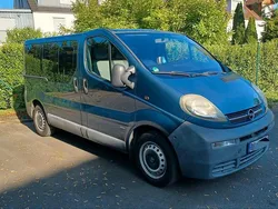 Blau Gebraucht 2005 Opel Vivaro Van | 11.900 €