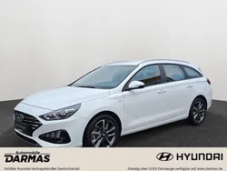Weiß Gebraucht 2024 Hyundai i30 Trend Kombi | 22.990 € (Guter Preis)