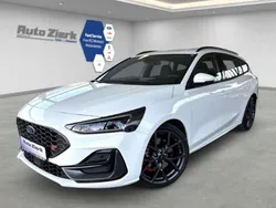 Frostweiß Gebraucht 2023 Ford Focus ST Kombi | 35.490 € (Guter Preis)