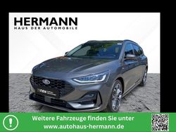 Grau Gebraucht 2022 Ford Focus ST-Line Kombi | 19.290 € (Fairer Preis)