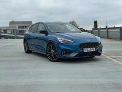 Blau Gebraucht 2020 Ford Focus ST Limousine | 24.300 € (Fairer Preis)