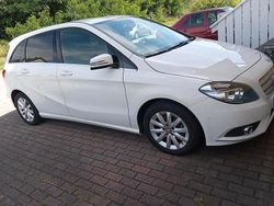 Weiß Gebraucht 2013 Mercedes B160 Van / Kleinbus | 9.000 €