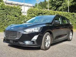 Schwarz Gebraucht 2021 Ford Focus Limousine | 17.900 € (Guter Preis)