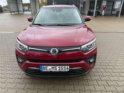 Rot Gebraucht 2021 Ssangyong (KGM) Tivoli Quartz SUV | 14.000 €