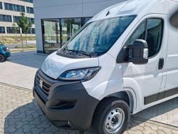 Weiß Gebraucht 2023 Fiat Ducato Easy Van | 29.400 € (Guter Preis)