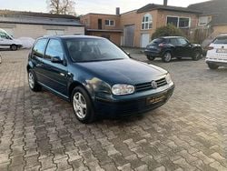 Grün Gebraucht 2003 VW Golf IV Comfortline Limousine | 2.350 € (Fairer Preis)