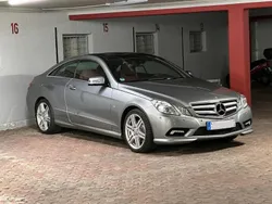Silber Gebraucht 2012 Mercedes E250 AMG line Coupé | 18.500 € (Teuer)