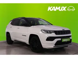 Weiss Gebraucht 2022 Jeep Compass SUV | 22.500 €