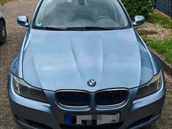 Blau Gebraucht 2011 BMW 318 Limousine | 4.700 € (Guter Preis)