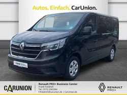 Tenebroschwarz meta Gebraucht 2023 Renault Trafic Life Van | 34.995 € (Fairer Preis)