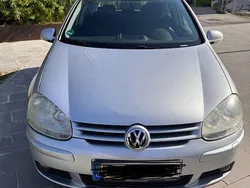 Grau Gebraucht 2006 VW Golf V Kleinwagen | 4.200 € (Fairer Preis)