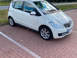 Weiß Gebraucht 2008 Mercedes A150 Kleinwagen | 2.800 € (Etwas zu teuer)