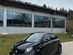 Schwarz Gebraucht 2018 Smart ForFour Kleinwagen | 11.500 € (Fairer Preis)