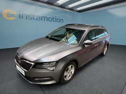 Grau Gebraucht 2022 Skoda Superb Kombi | 23.099 € (Guter Preis)
