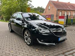 Schwarz Gebraucht 2014 Opel Insignia OPC Kombi | 5.990 € (Guter Preis)