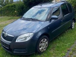 Grau Gebraucht 2008 Skoda Roomster Kombi | 4.800 € (Teuer)