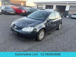 Blau Gebraucht 2005 VW Golf V Trendline Limousine | 2.499 € (Fairer Preis)