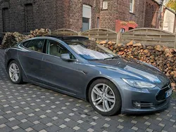 Grau Gebraucht 2014 Tesla Model S Limousine | 9.900 € (Superpreis)