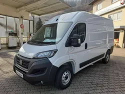 Weiß Gebraucht 2023 Fiat Ducato Easy Van | 35.900 € (Fairer Preis)