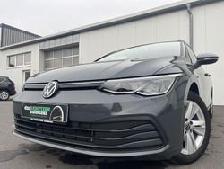 Grau Gebraucht 2022 VW Golf VIII Life Kombi | 27.140 € (Fairer Preis)