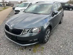 Quarzgrau metallic Gebraucht 2020 Skoda Octavia Soleil Kombi | 18.700 € (Superpreis)