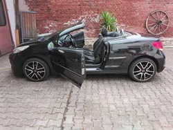 Schwarz Gebraucht 2012 Peugeot 207 CC Access Cabrio | 4.900 € (Fairer Preis)