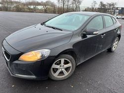 Schwarz Gebraucht 2018 Volvo V40 Kinetic Limousine | 7.900 € (Guter Preis)