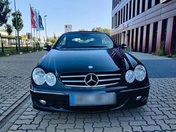 Schwarz Gebraucht 2006 Mercedes CLK320 Cabrio | 4.900 €