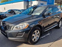 Grau Gebraucht 2010 Volvo XC60 Kinetic SUV | 8.650 € (Etwas zu teuer)