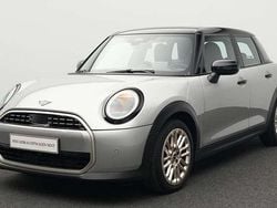 Grau Gebraucht 2024 Mini Cooper Favoured Kleinwagen | 26.850 € (Guter Preis)
