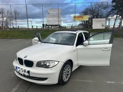 Weiß Gebraucht 2009 BMW 116 Kleinwagen | 5.300 €