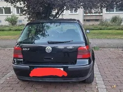 Schwarz Gebraucht 2002 VW Golf IV Limousine | 1.500 € (Fairer Preis)