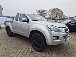 Silber Gebraucht 2014 Isuzu D-Max SUV | 17.900 € (Etwas zu teuer)