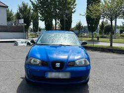 Blau Gebraucht 2004 Seat Ibiza Kleinwagen | 1.300 € (Fairer Preis)