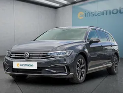 Grau Gebraucht 2021 VW Passat GTE Kombi | 20.799 € (Guter Preis)