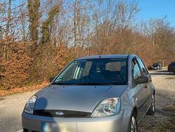 Silber Gebraucht 2005 Ford Fiesta Kleinwagen | 1.500 € (Fairer Preis)