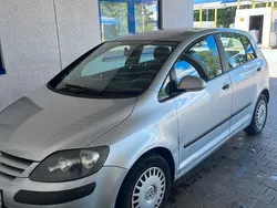 Silber Gebraucht 2005 VW Golf V Limousine | 2.400 € (Fairer Preis)