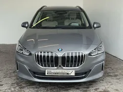Grau Gebraucht 2024 BMW 218 Active Tourer Luxury Line Van / Kleinbus | 37.840 € (Etwas zu teuer)