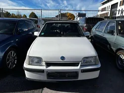 Weiß Gebraucht 1993 Opel Kadett Edition Cabrio | 2.500 €