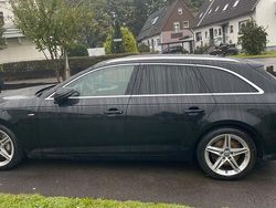 Schwarz Gebraucht 2019 Audi A4 Kombi | 22.500 € (Teuer)