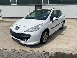 Weiß Gebraucht 2009 Peugeot 207 Urban Move Kleinwagen | 2.699 € (Fairer Preis)