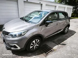 Grau Gebraucht 2018 Renault Captur SUV | 8.850 € (Guter Preis)