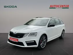 Weiß Gebraucht 2020 Skoda Octavia RS Kombi | 24.500 € (Superpreis)