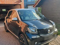 Schwarz Gebraucht 2014 Smart ForFour Passion Limousine | 5.490 € (Teuer)