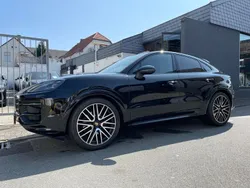 Chromitschwarzmetallic Gebraucht 2025 Porsche Cayenne SUV | 124.950 €